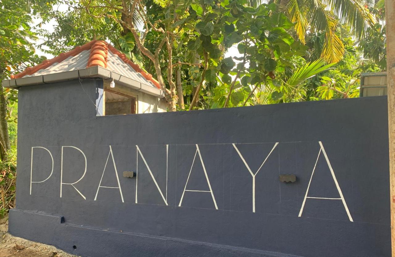 Pranaya Hiriketiya Dickwella Exterior foto