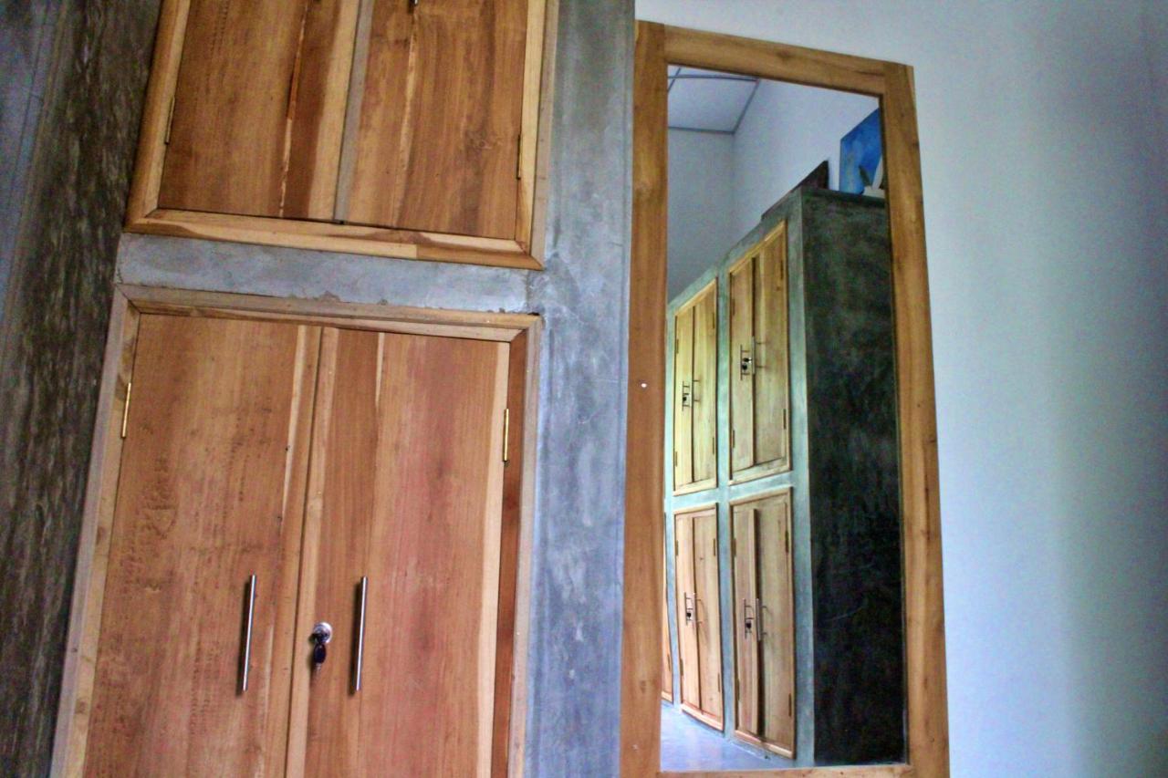 Pranaya Hiriketiya Dickwella Exterior foto